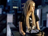 Avril Lavigne Celebrity Image 390921024 x 768
