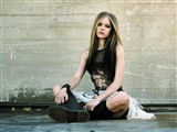 Avril Lavigne Celebrity Image 393041024 x 768