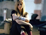 Avril Lavigne Celebrity Image 393151024 x 768