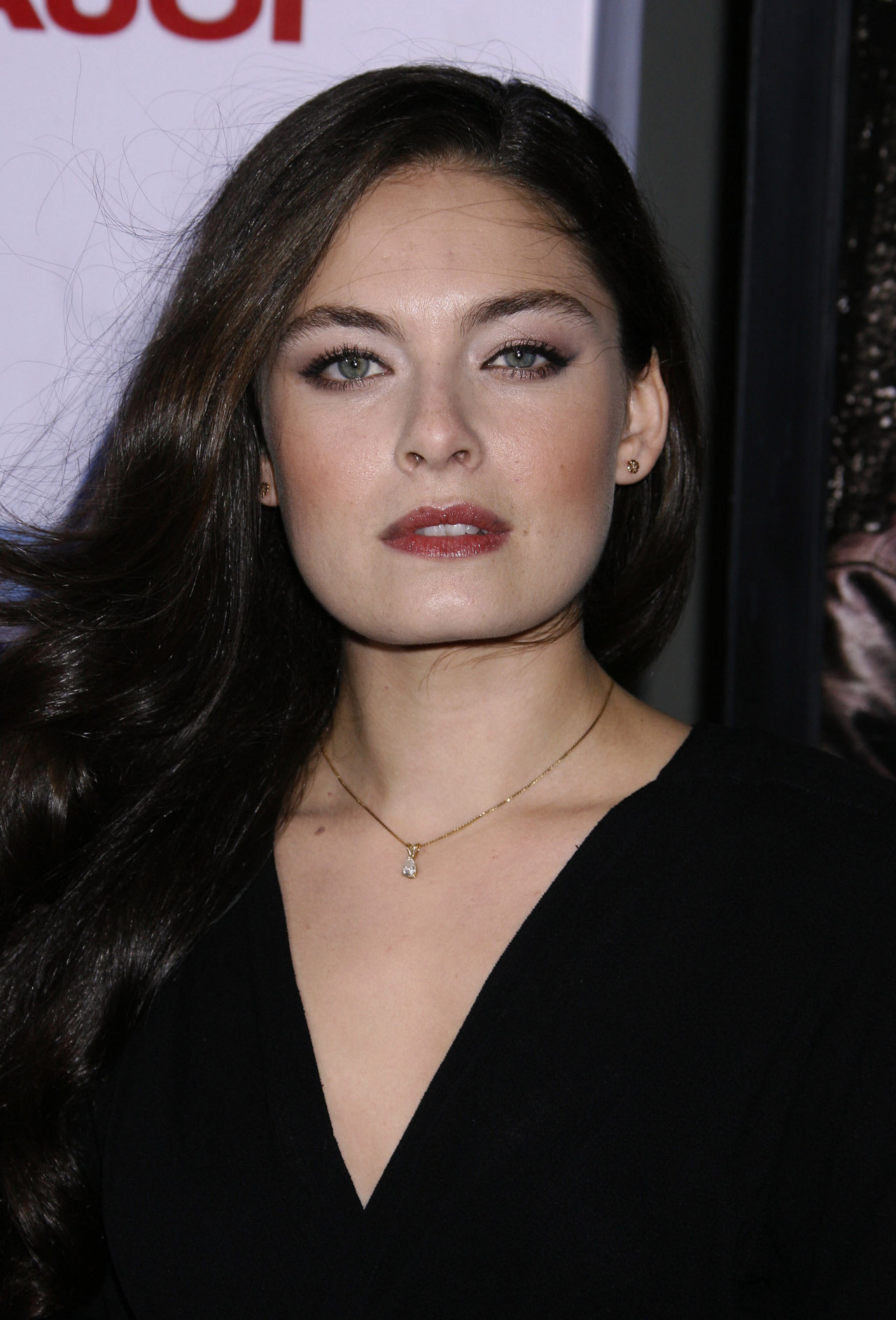 Alexa Davalos