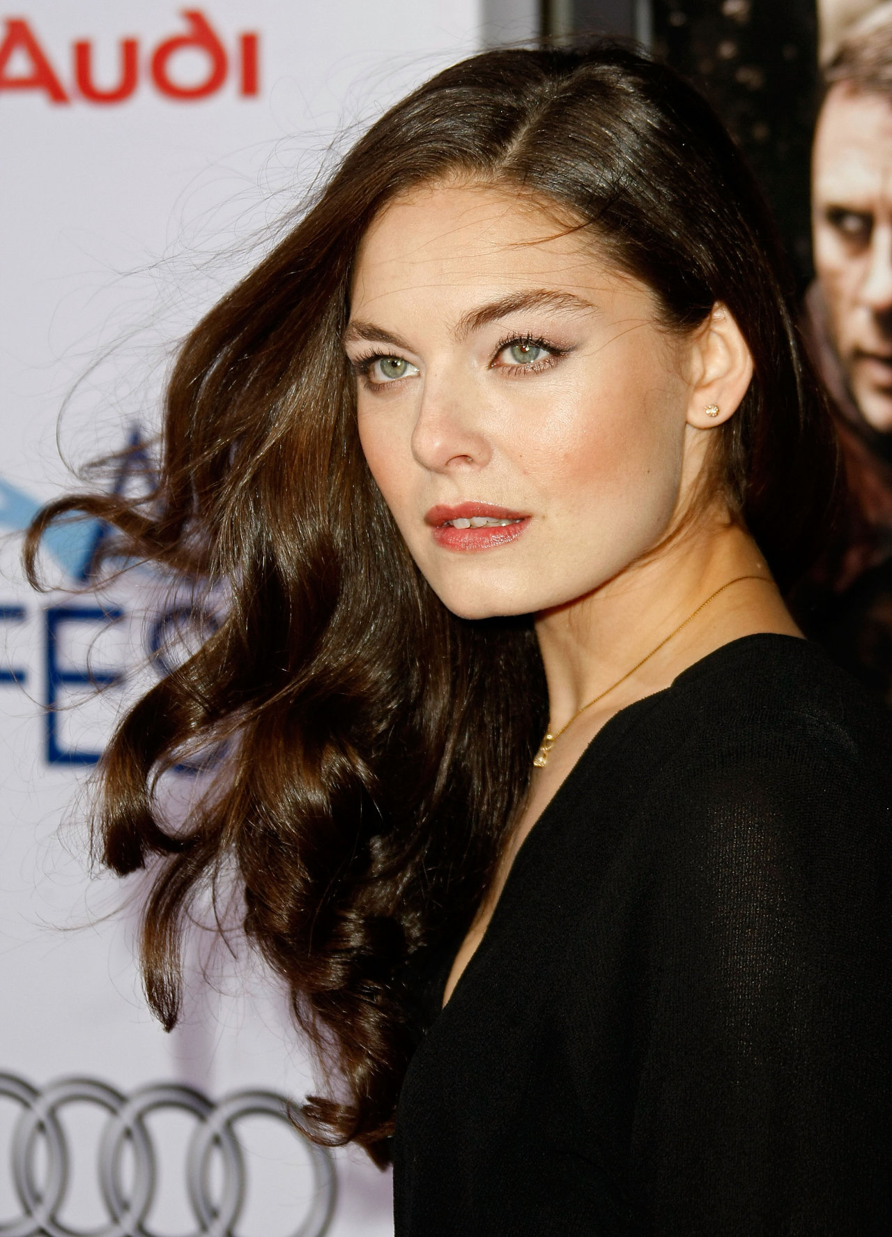 Alexa Davalos - Photo Gallery