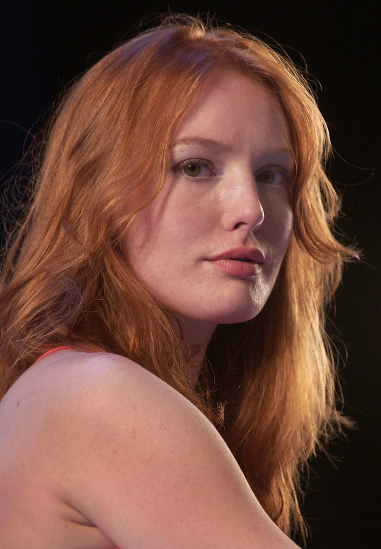 Alicia Witt - Photo Gallery