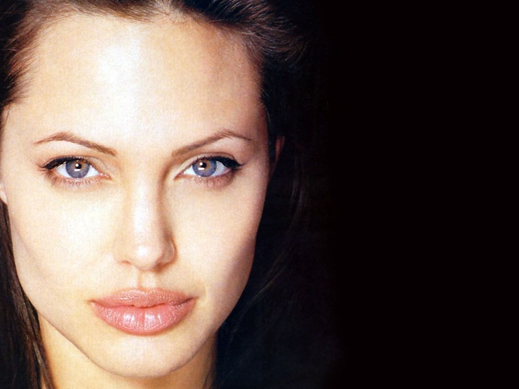 Angelina Jolie