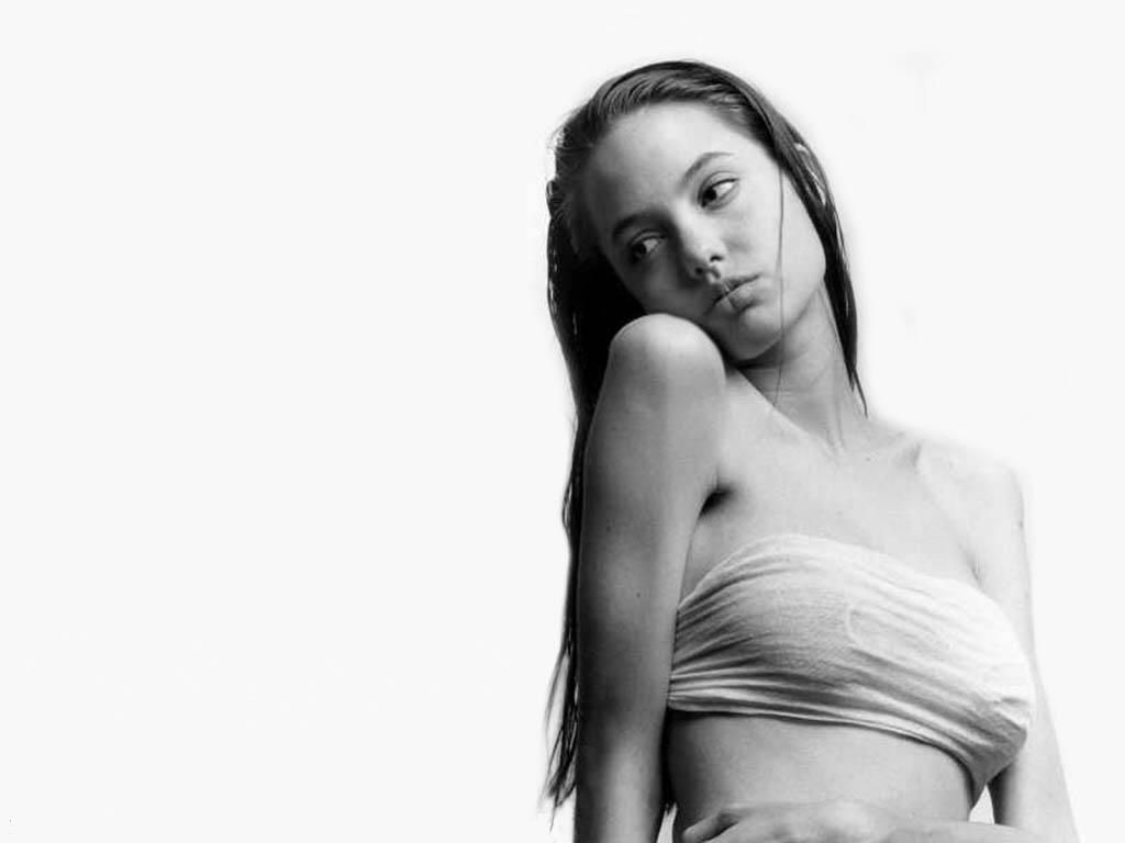 Angelina Jolie