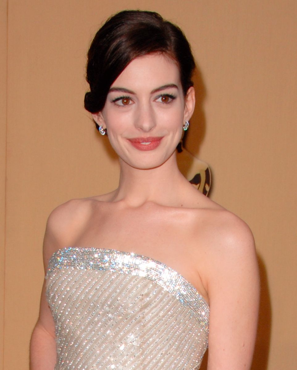 Anne Hathaway