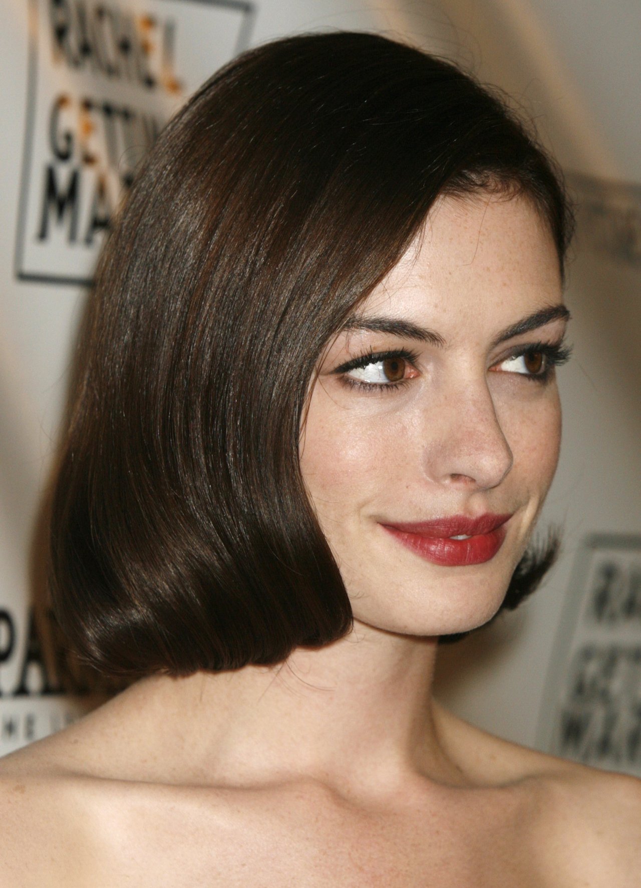 Anne Hathaway wallpapers 35616