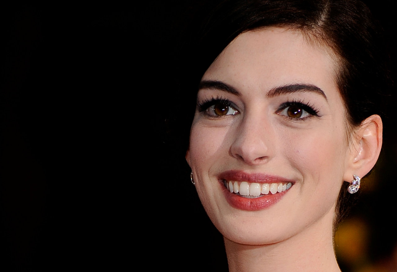 Anne Hathaway