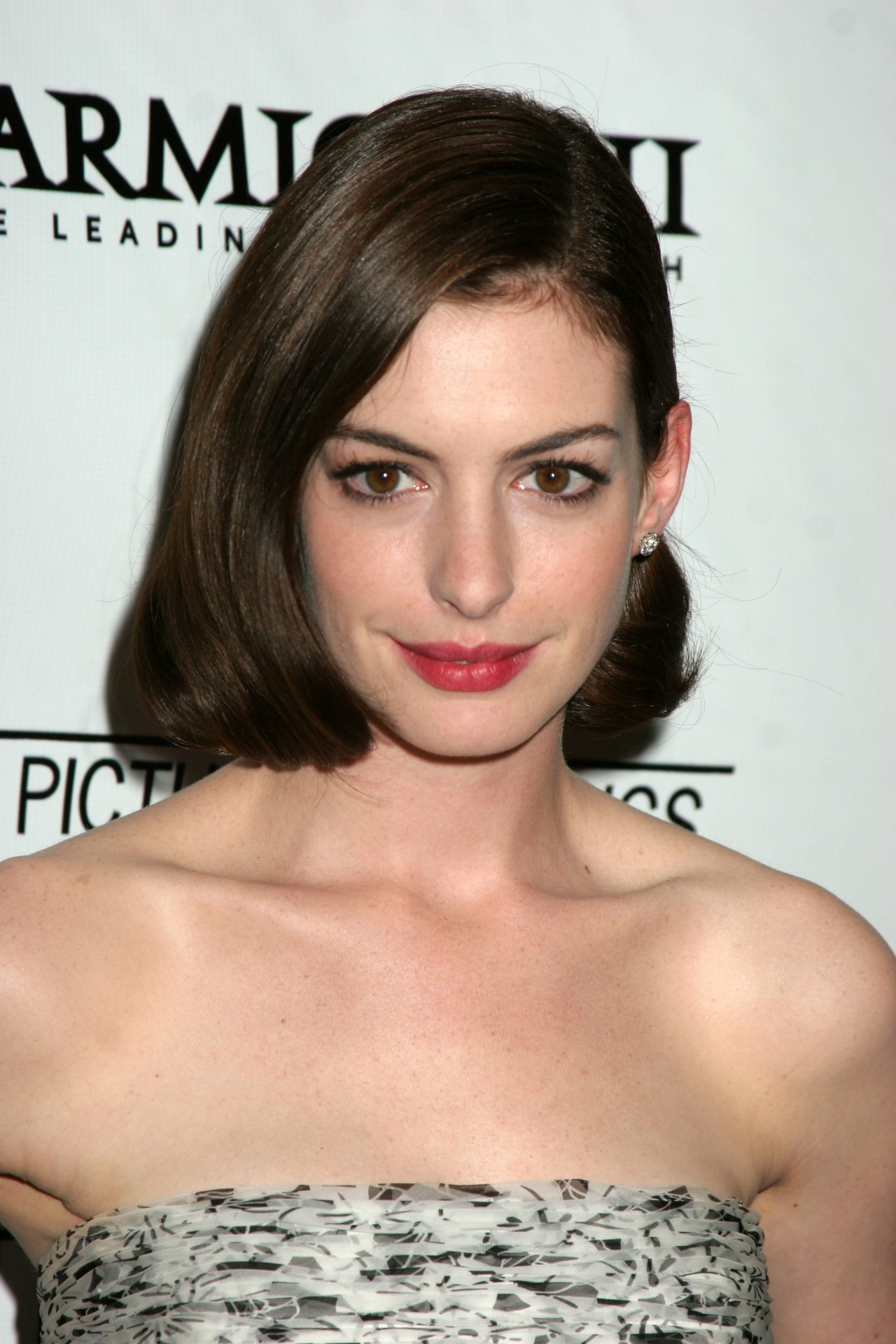 Anne Hathaway