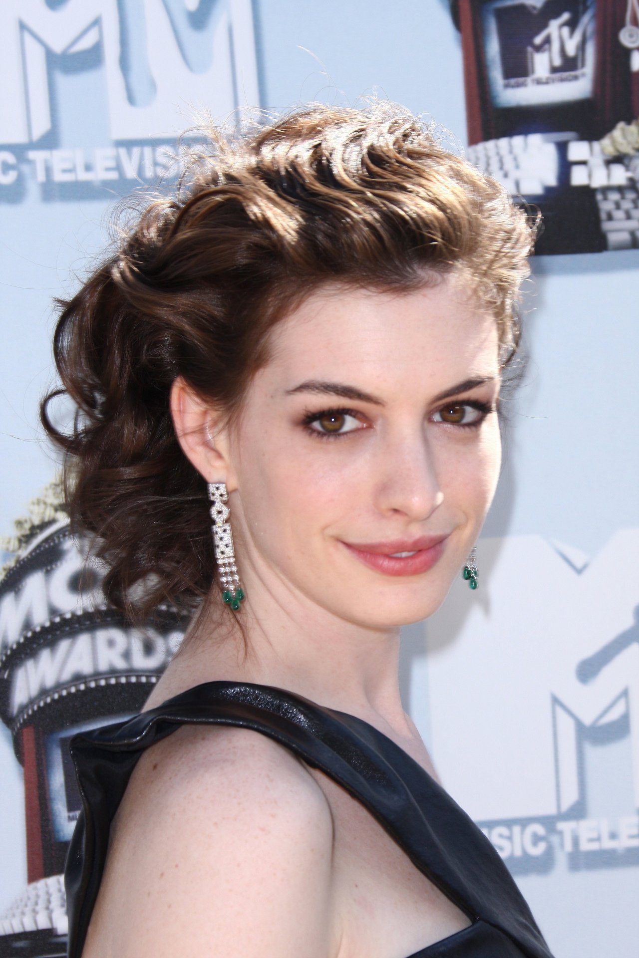 Anne Hathaway